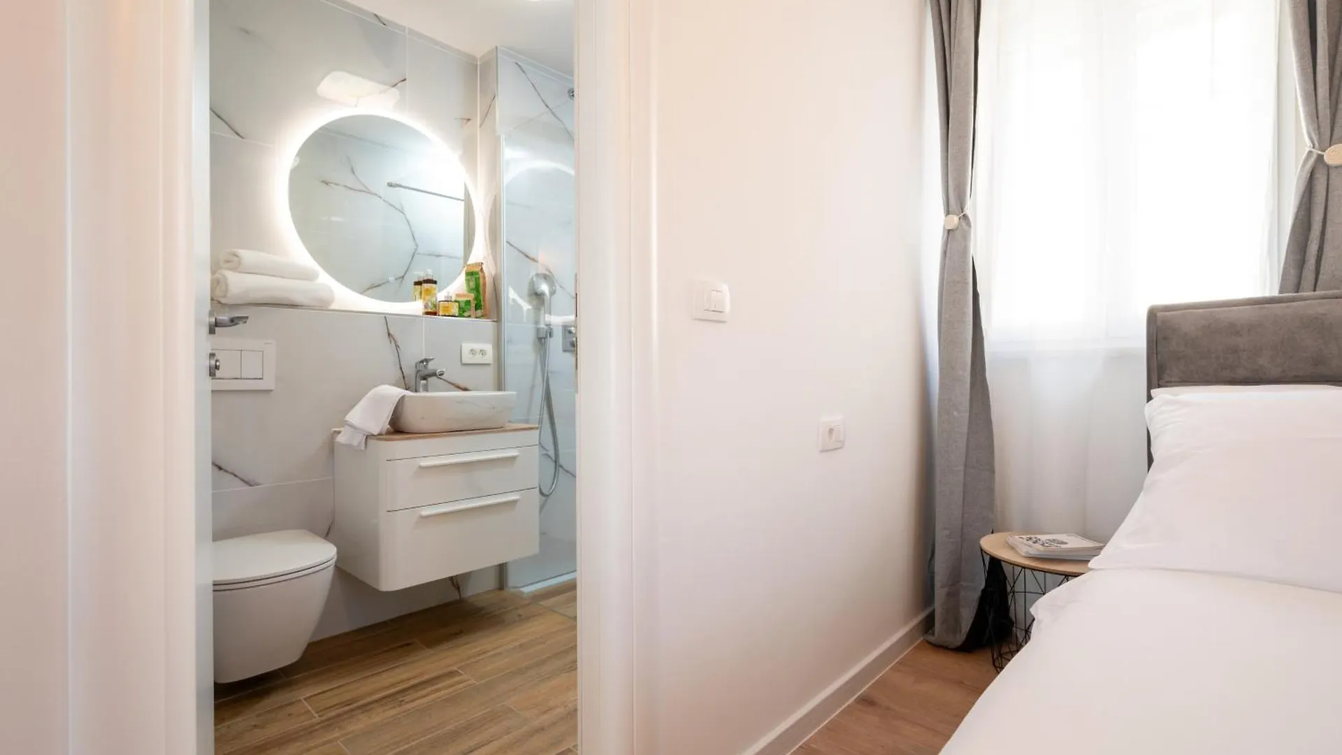 Apartments By The Sea Trogir - 24338