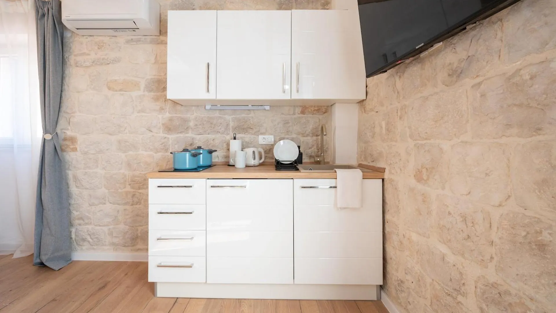 Apartments By The Sea Trogir - 24338