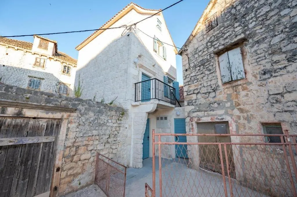 Apartments By The Sea Trogir - 24338